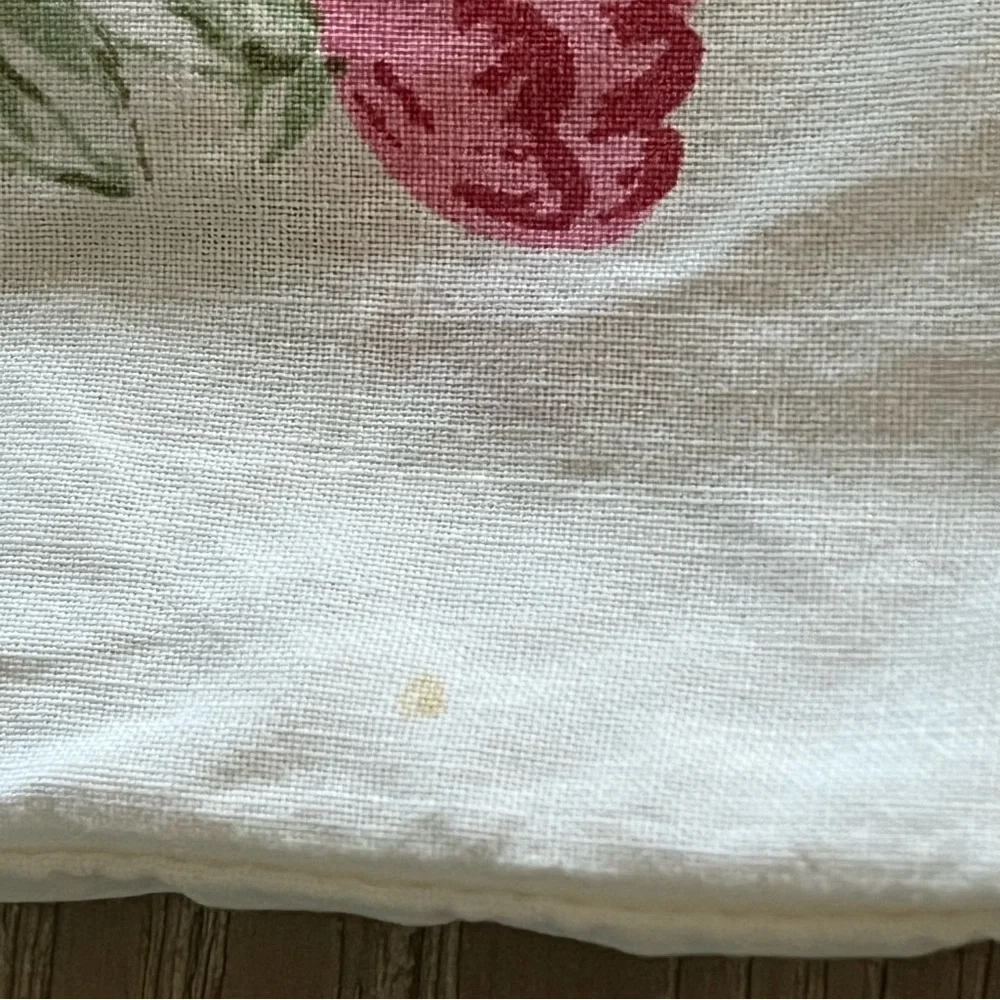 Vintage 60s Pink and Red Floral Cotton Single Standard Pillowcase/Quilt fabric